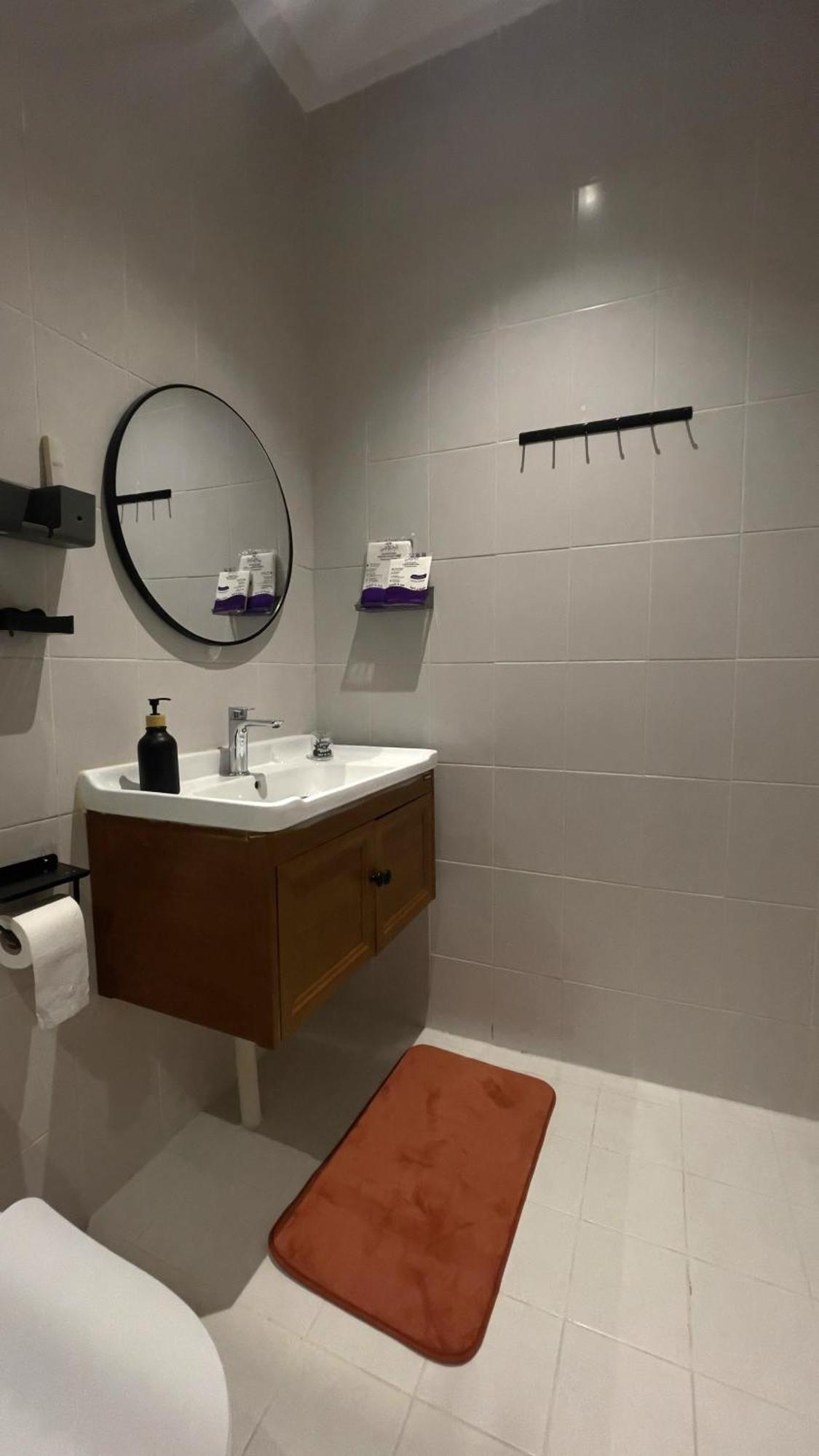 Business 1 Bedroom North Riyadh, Almalqa Apartment Riyadh