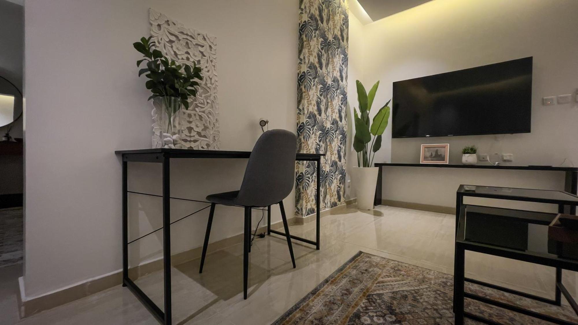 Business 1 Bedroom North Riyadh, Almalqa Riyadh